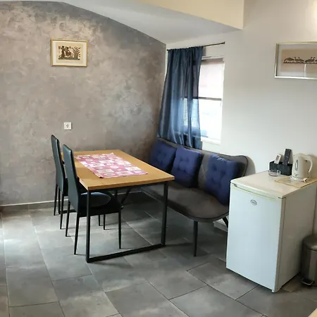 Anita Apartment