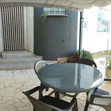 Anita Apartment